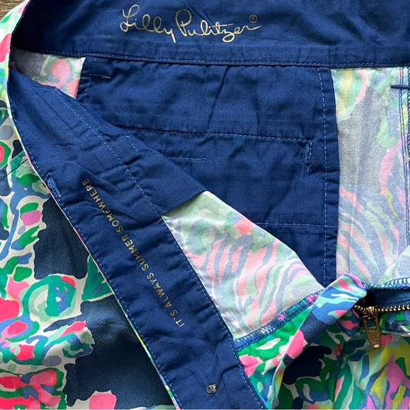 Lilly Pulitzer Bright Indigo Exotic Print Shorts - Size 14, 100% Cotton - Picture 5 of 6
